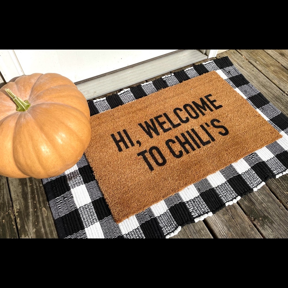 Chili’s doormat